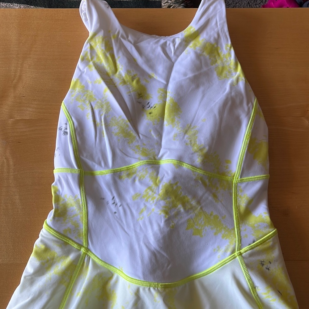 NWT lululemon Court Crush Dress Size 4